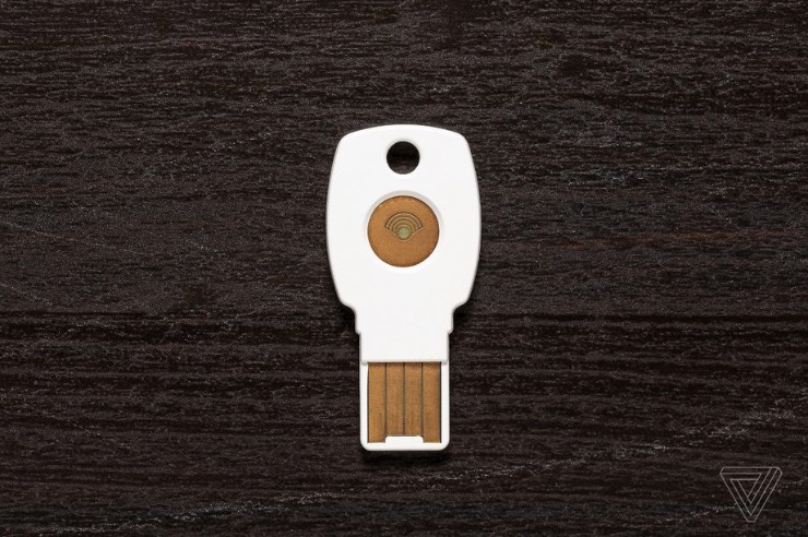 谷歌開始在加拿大、日本、英國和法國銷售其泰坦安全密鑰-鋒巢網