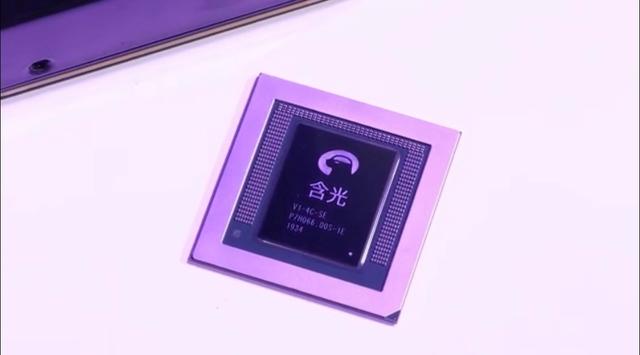 阿里巴巴自研芯片首發一顆頂十顆！-鋒巢網
