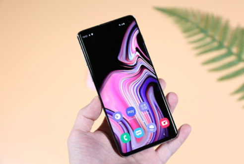 全力研發 三星真全面屏2020年見-鋒巢網