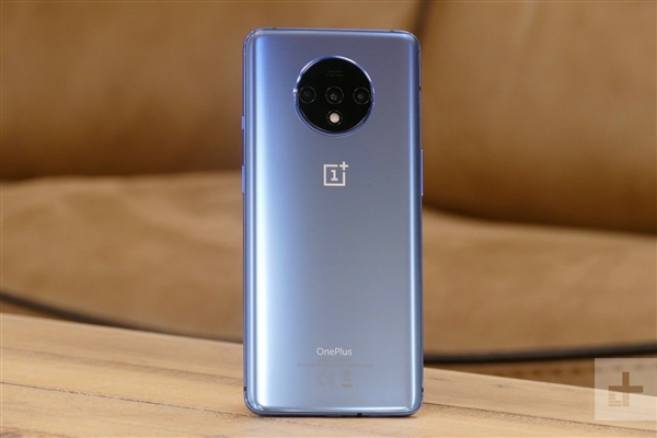 官宣! 一加7T系列10月15日發布-鋒巢網