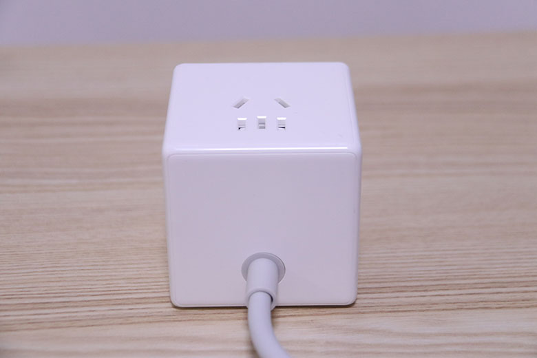 出差旅行神器 米家魔方轉換器一個就夠了！-鋒巢網