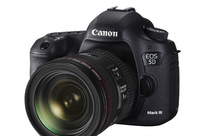 小米CC9 Pro對標單反?一億像素還不夠-鋒巢網