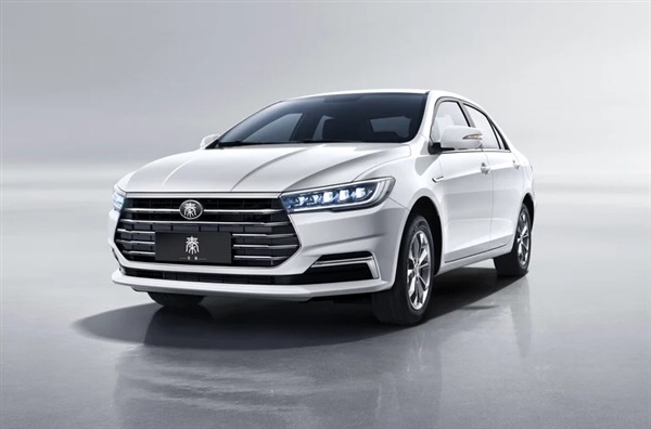 全新秦/秦EV上市,比亞迪“王朝家族”再添新成員-鋒巢網