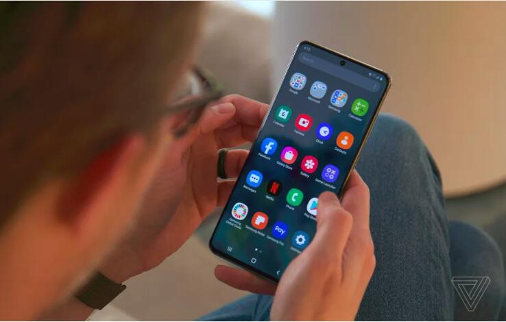 三星的Galaxy S20手機將擁有谷歌的實時字幕功能-鋒巢網(wǎng)