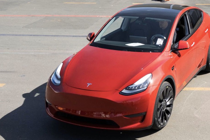 特斯拉剛剛制造了它的第100萬輛汽車-鋒巢網