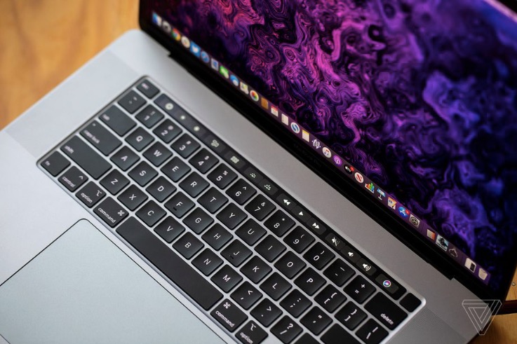 據(jù)報道，配有剪刀開關(guān)鍵盤的新款MacBook即將上市-鋒巢網(wǎng)