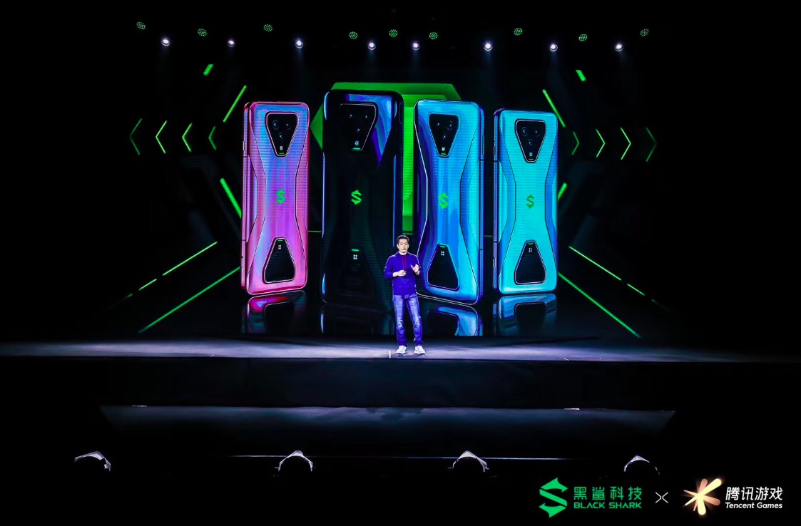 攜手騰訊暢玩王牌手游,首款5G游戲手機黑鯊3系發布-鋒巢網