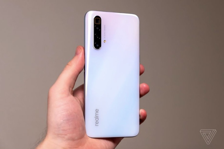 Realme公布歐洲旗艦499歐元與潛望鏡變焦和120Hz屏幕-鋒巢網