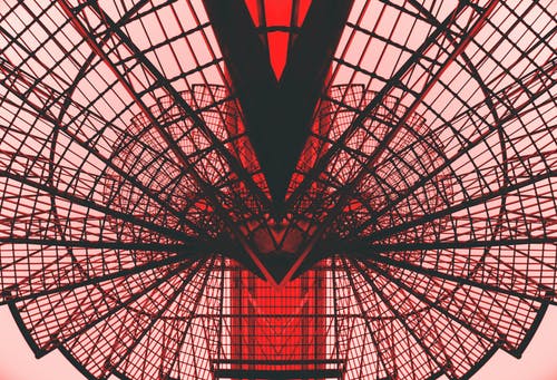 巨頭直播江湖-鋒巢網