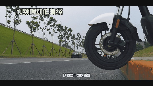 雅迪V1城市體驗(yàn):舒適輕便,騎行動(dòng)力更強(qiáng)-鋒巢網(wǎng)