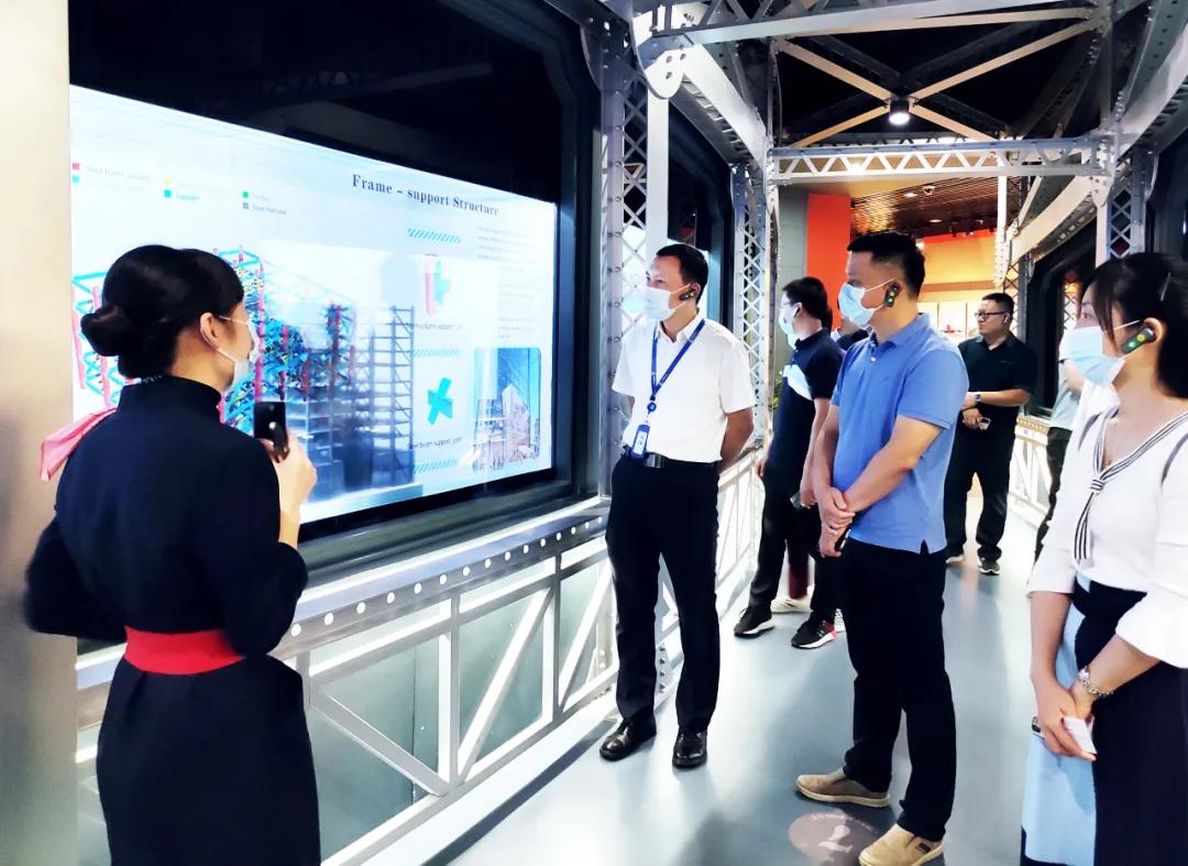 關愛老人計劃：Nokia?C3“一鍵”新守護上手圖賞-鋒巢網