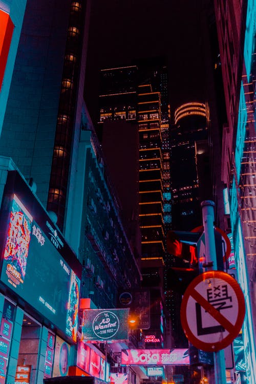 互聯網創造的孤獨，誰來買單？-鋒巢網