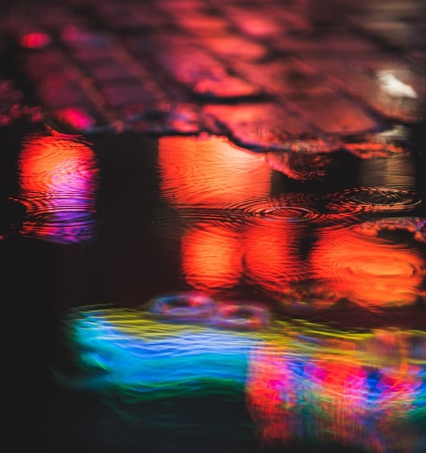 TikTok“賣身”出變故-鋒巢網