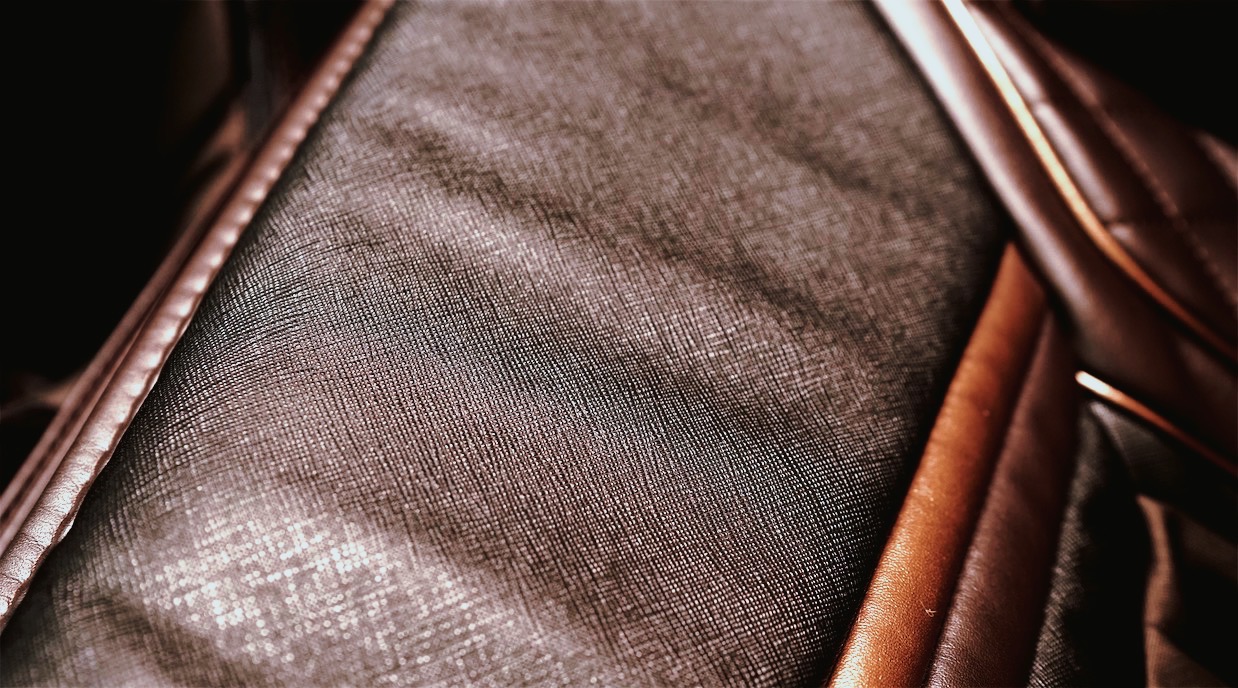 榮泰YN8800按摩椅體驗：減少焦慮，學會生活的柔軟-鋒巢網