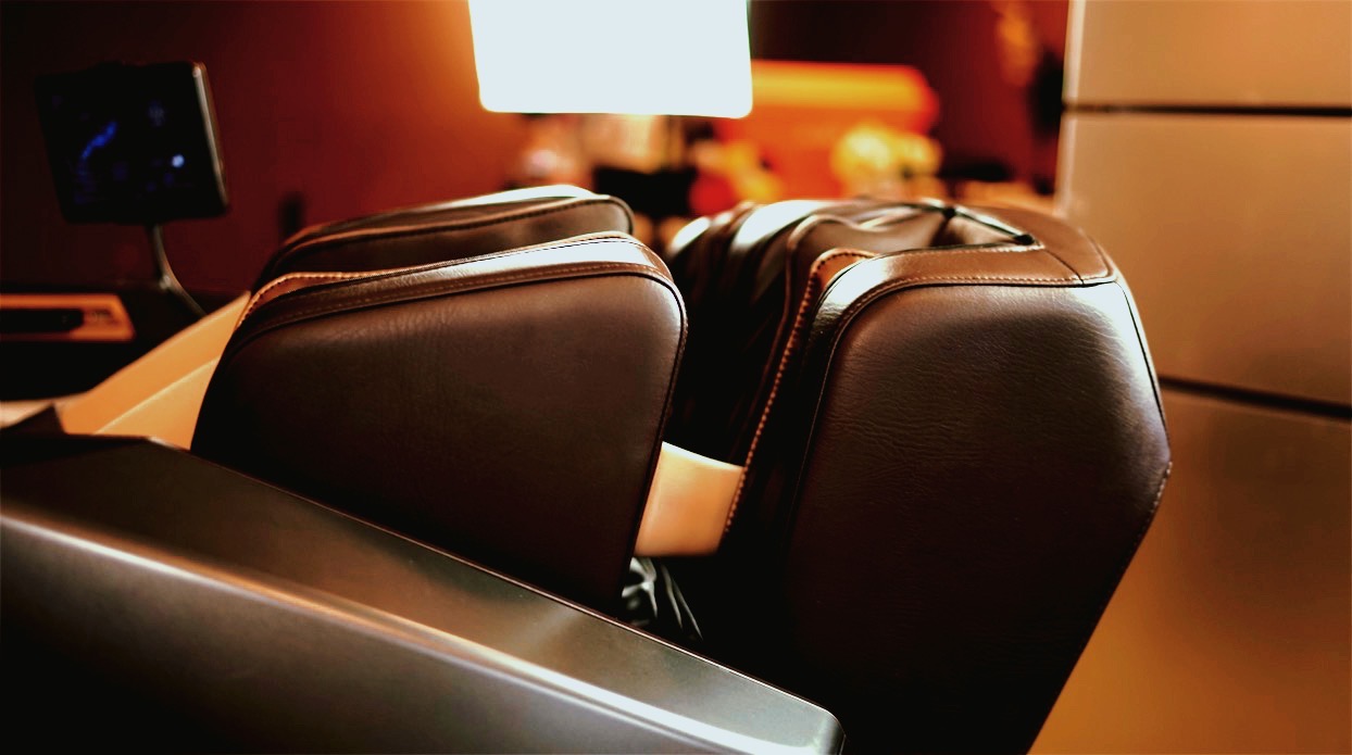 榮泰YN8800按摩椅體驗：減少焦慮，學會生活的柔軟-鋒巢網