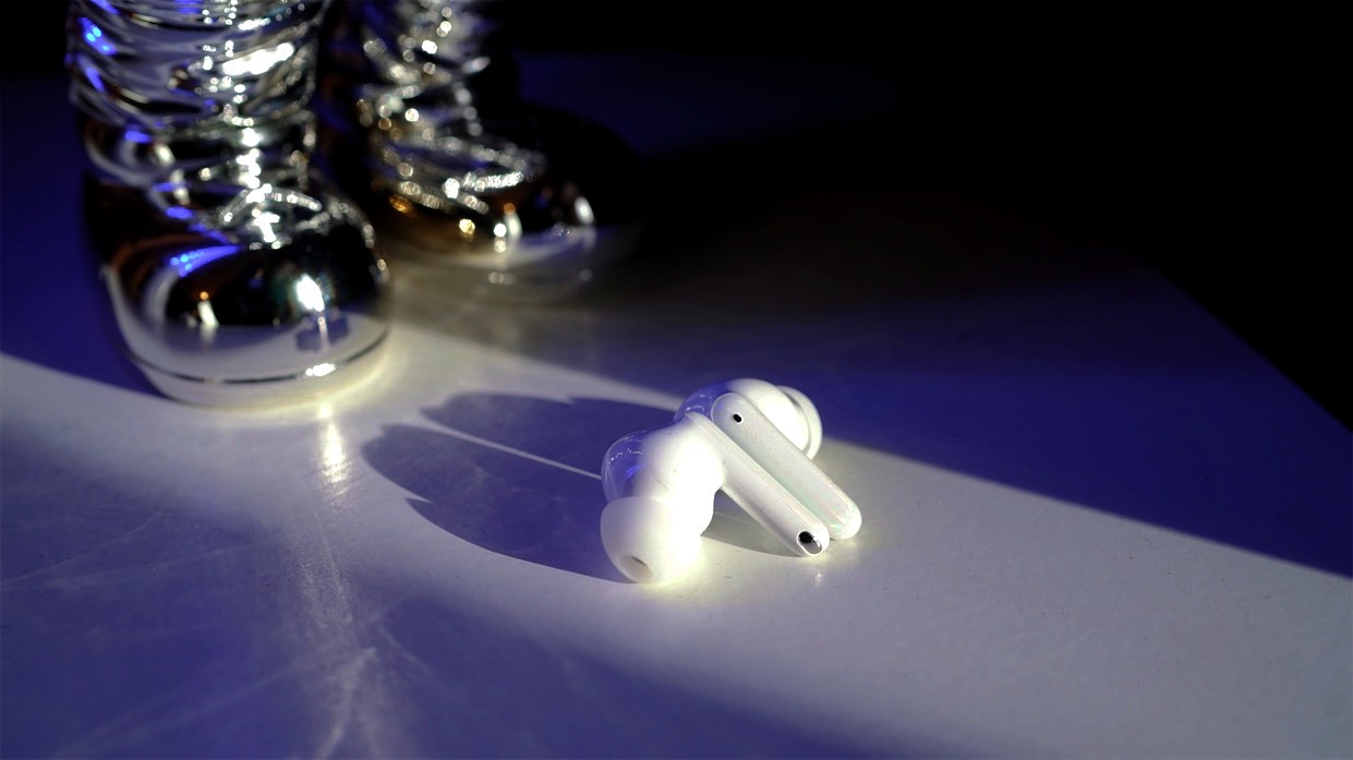 OPPO Enco X真無線耳機(jī)輕體驗：國貨之光，音質(zhì)完美-鋒巢網(wǎng)