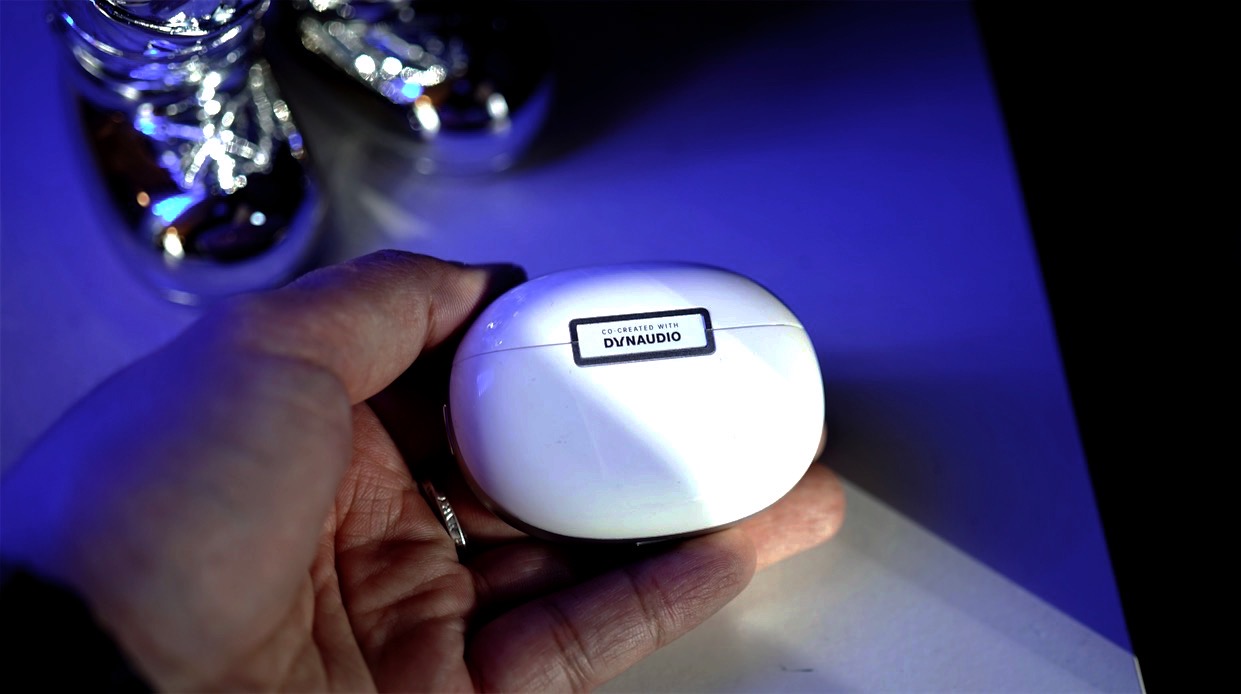 OPPO Enco X真無線耳機(jī)輕體驗：國貨之光，音質(zhì)完美-鋒巢網(wǎng)