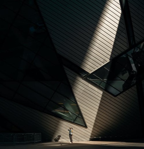 等不到的5G換機潮-鋒巢網