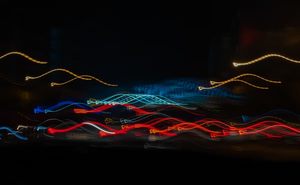 由直變彎,手機屏到底經歷了什么?-鋒巢網