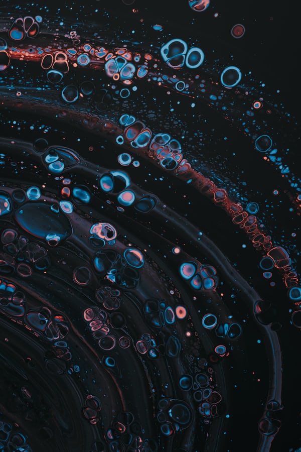 比亞迪“堅硬的泡沫”-鋒巢網