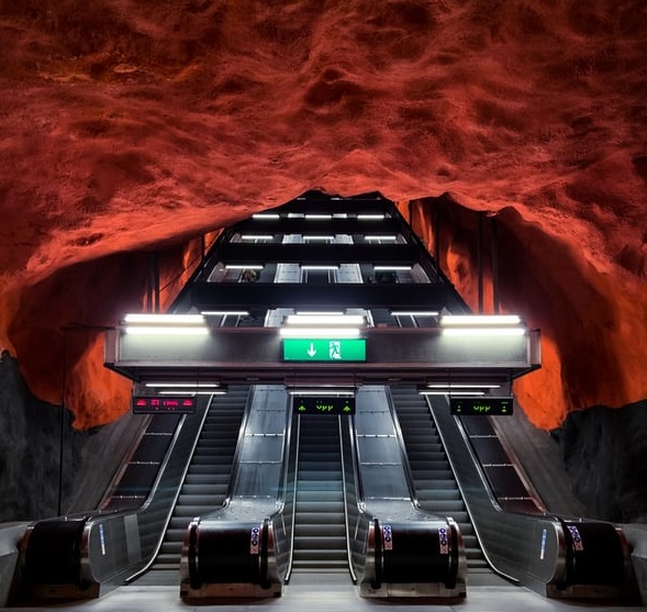 富士康有沒(méi)有實(shí)力做汽車代工?-鋒巢網(wǎng)