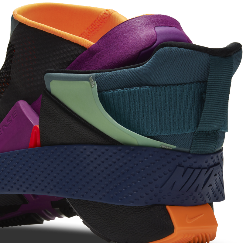 耐克的免提Go FlyEase鞋看起來非常舒適-鋒巢網(wǎng)