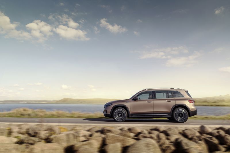 梅賽德斯-奔馳的EQB將是其在美國的首款大眾市場電動SUV-鋒巢網