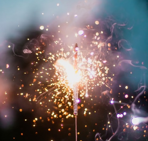 王思聰:爆款女友制造機-鋒巢網(wǎng)