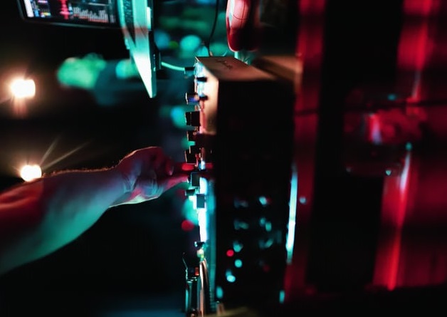 地推進化論-鋒巢網