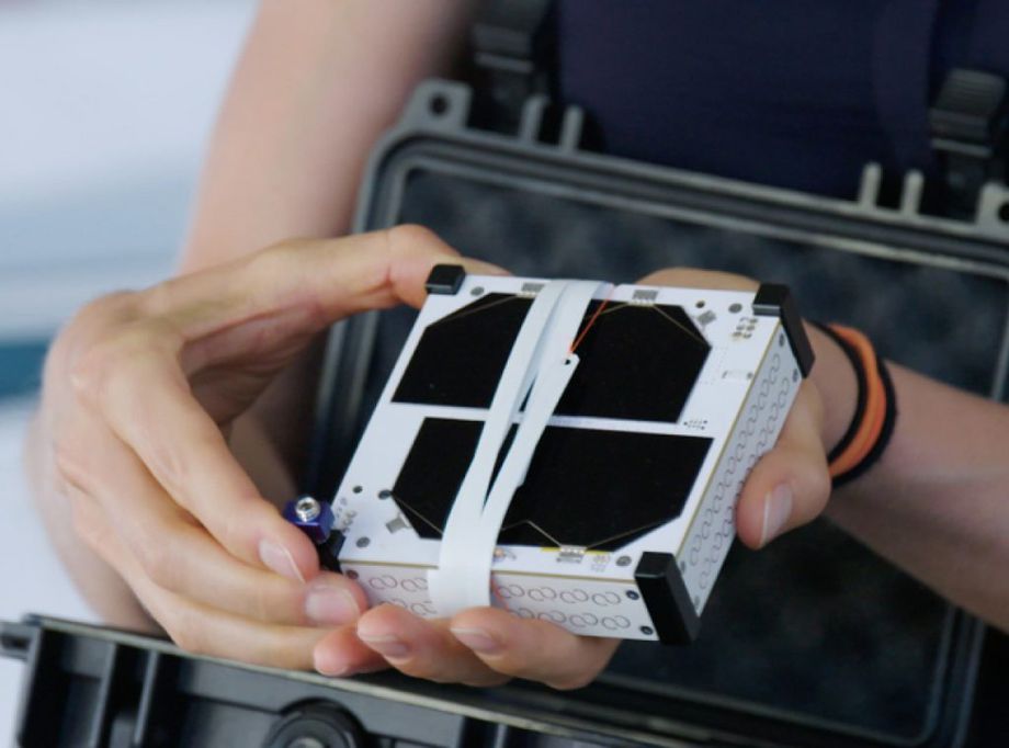 SpaceX將收購小型衛星初創公司Swarm Technologies-鋒巢網