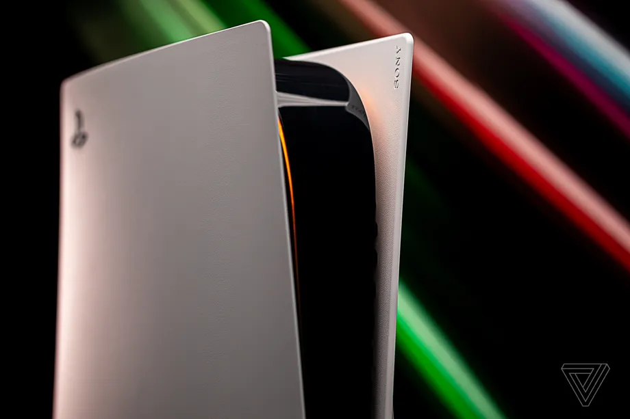 索尼新的PS5型號重量更輕，因為它有一個更小的散熱片-鋒巢網