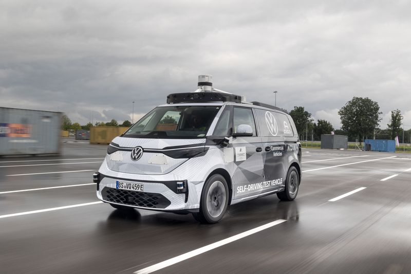 大眾正在復興其標志性的微型巴士，將其改造成電動機器人出租車-鋒巢網