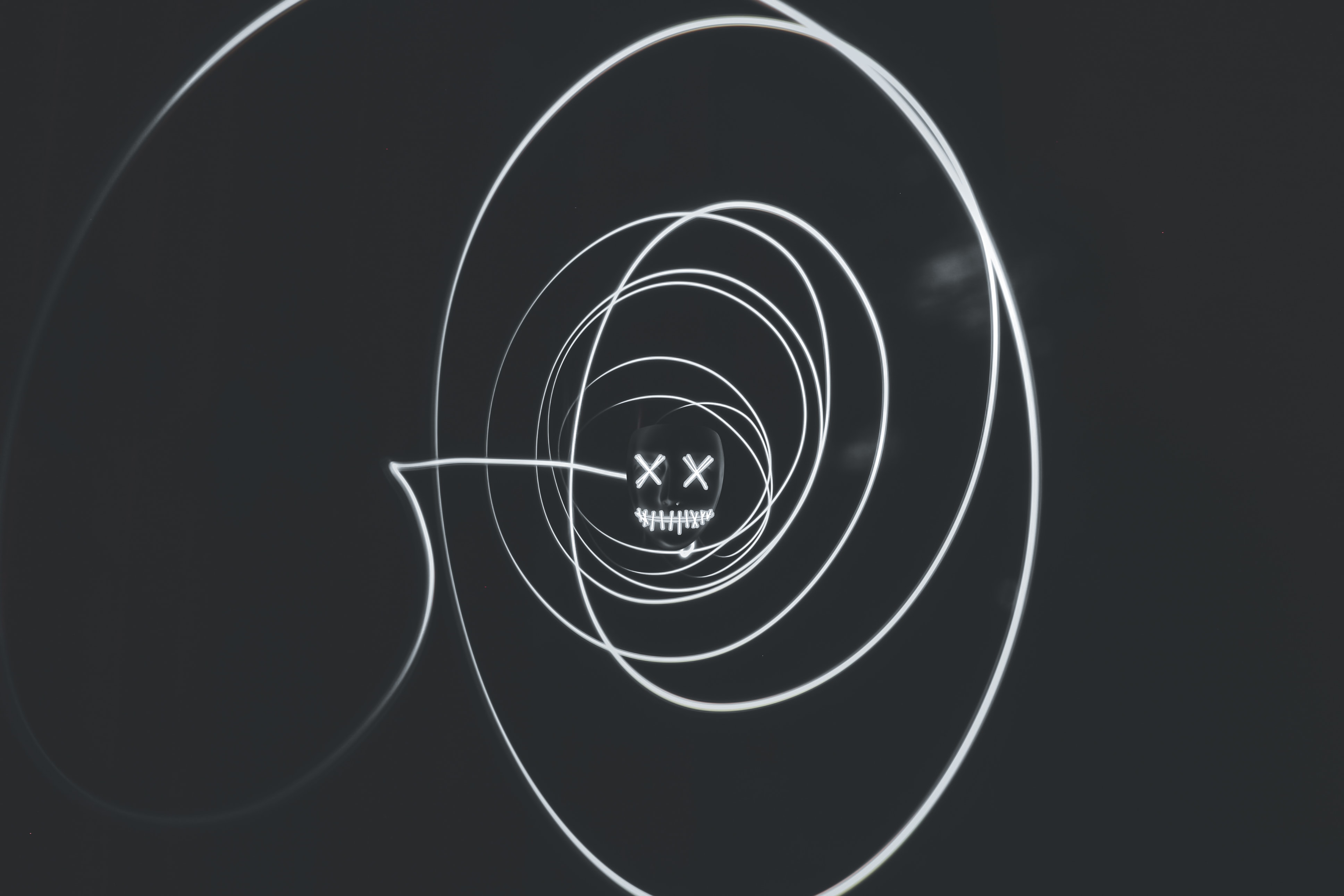 李子柒絕地反擊-鋒巢網