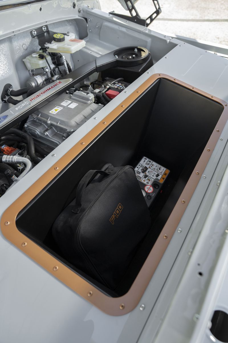 福特開始銷售用于定制構(gòu)建和改裝的電動(dòng)板條發(fā)動(dòng)機(jī)-鋒巢網(wǎng)